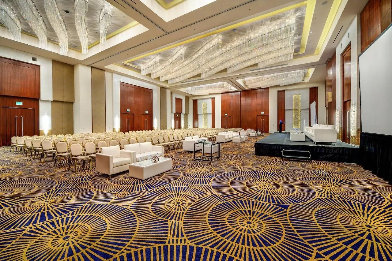 Marriott Hotel Al Jaddaf, Дубай