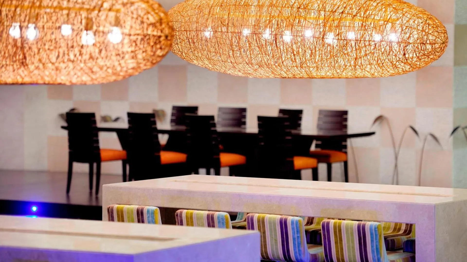 Marriott Hotel Al Jaddaf, Дубай