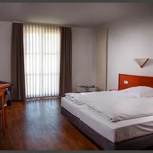 altstadthotel-brauereigasthof-winkler.com-bavaria.com/